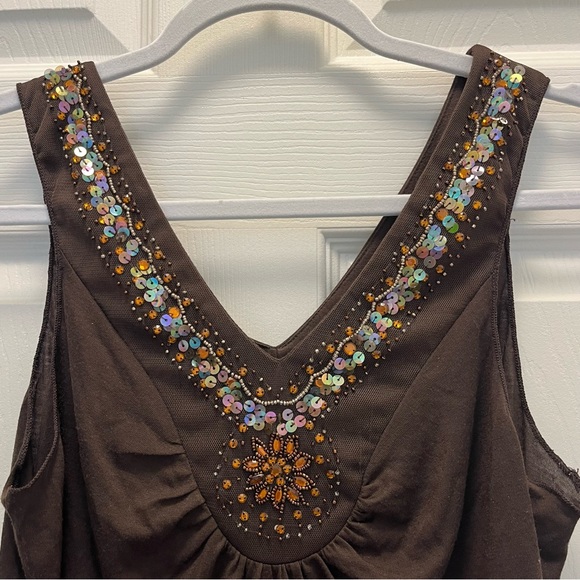 George Ladies M (8/10) Chocolate Brown Tank Top with Sequin Beaded V-Neck - Picture 2 of 4
